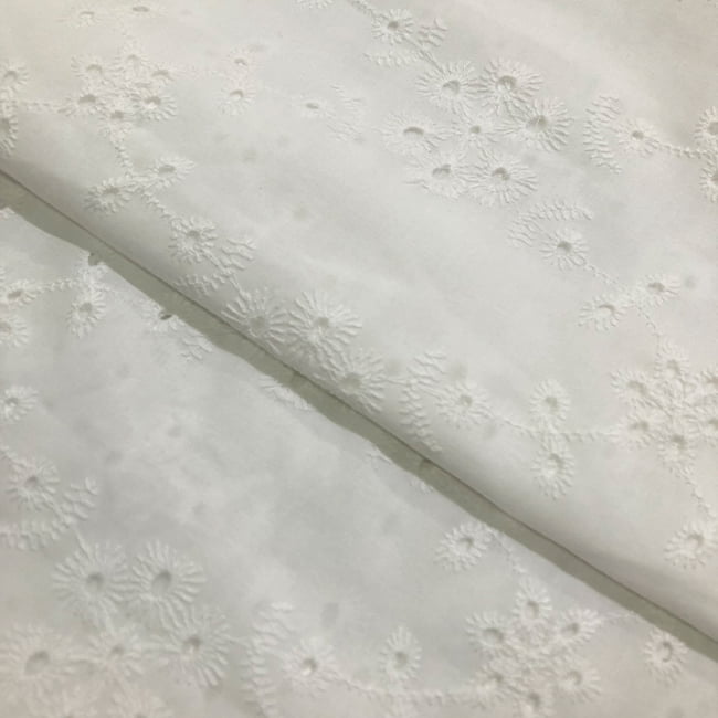 Tecido Laise Bordado 23 - Branco Off White - 100% Algodão