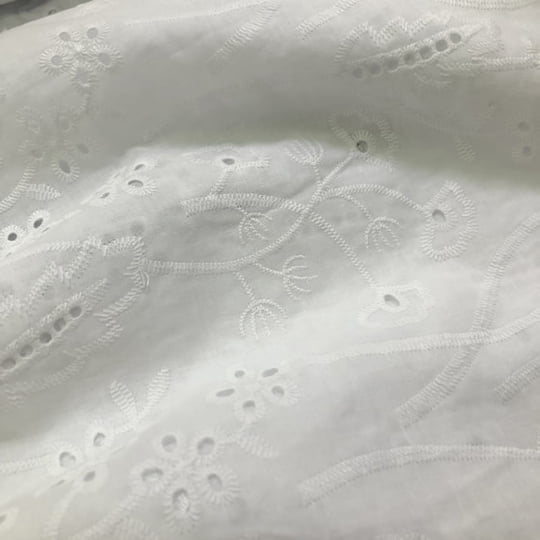 Tecido Laise Bordado 16 - Branco - 100% Algodão