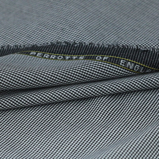Tecido Alfaiataria Lã fria Classic Paramount 11 Pied De Poule Preto e Branco - Gabardine Premium