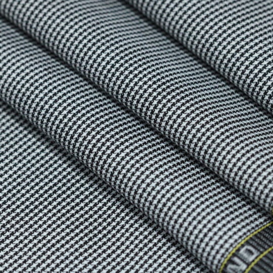 Tecido Alfaiataria Lã fria Classic Paramount 11 Pied De Poule Preto e Branco - Gabardine Premium