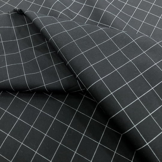 Tecido Camisaria Tricoline Fio 60 - Alexandria 329 Grid Branco Fundo Preto - 100% Algodão